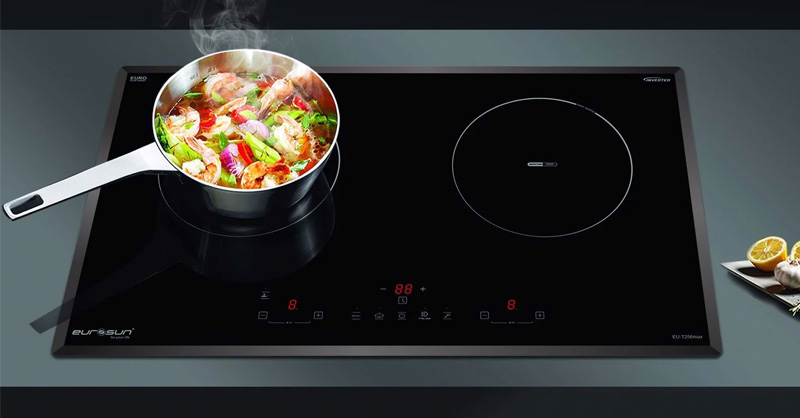 Bếp từ đôi vs bếp gas - Lựa chọn hoàn hảo cho gian bếp hiện đại Bếp từ đôi vs bếp gas - Lựa chọn hoàn hảo cho gian bếp hiện đại